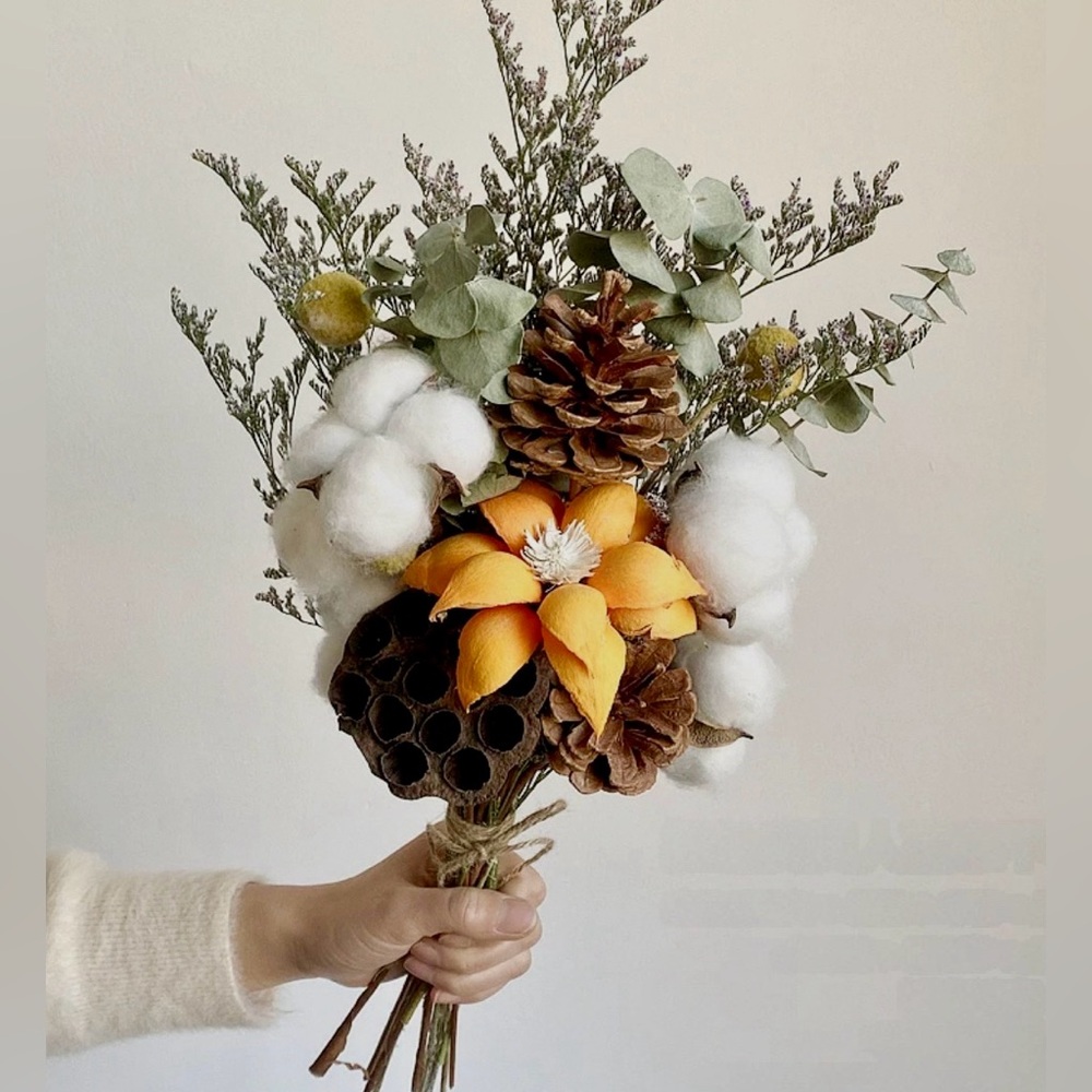 Rustic Dried Flower Bouquet with Cotton, Pinecone & Golden Accents – 17” x 8”